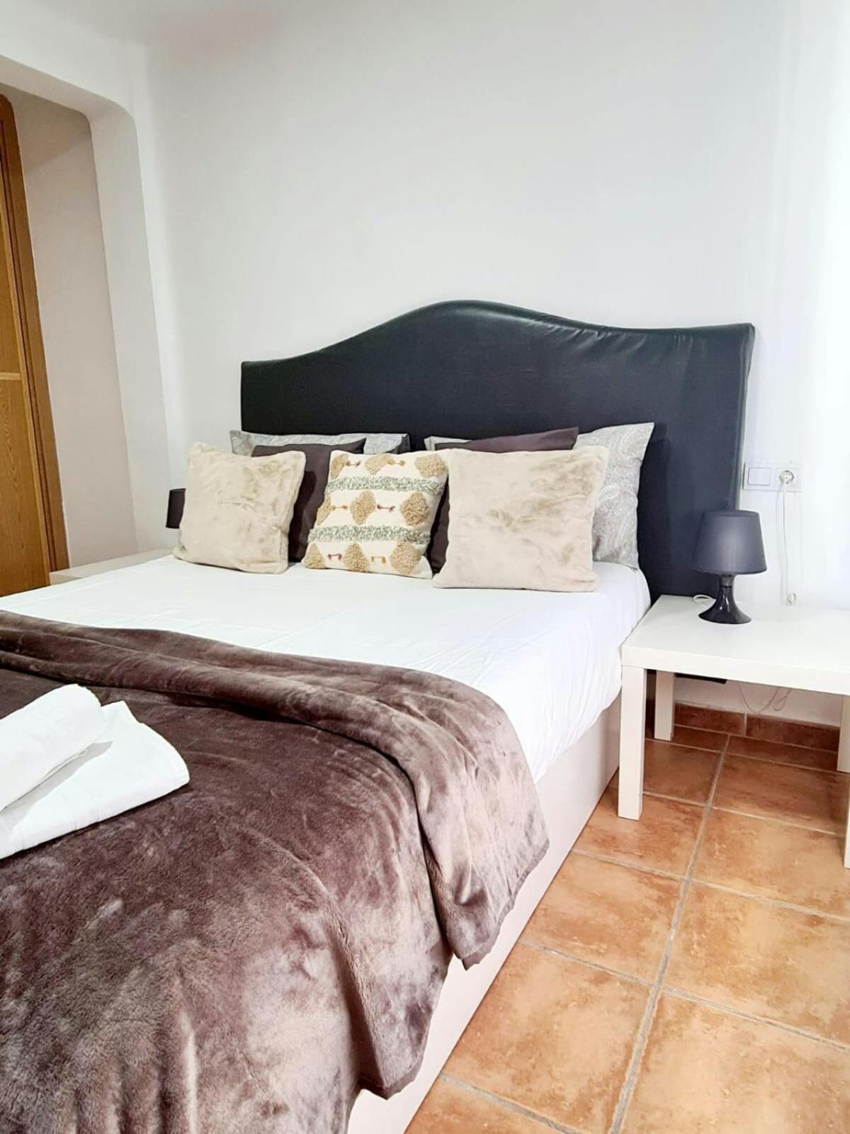 Bonito Apartamento Con Terraza - Pedregalejo Playa Малага Екстериор снимка