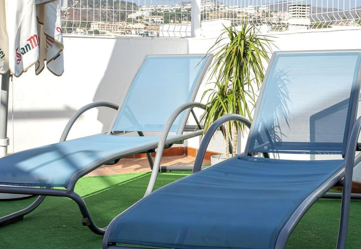 Bonito Apartamento Con Terraza - Pedregalejo Playa Малага Екстериор снимка