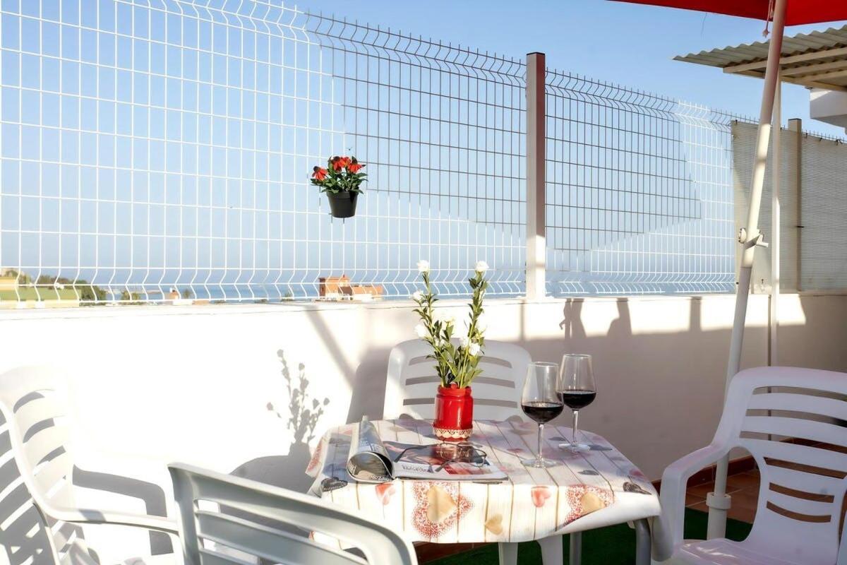 Bonito Apartamento Con Terraza - Pedregalejo Playa Малага Екстериор снимка
